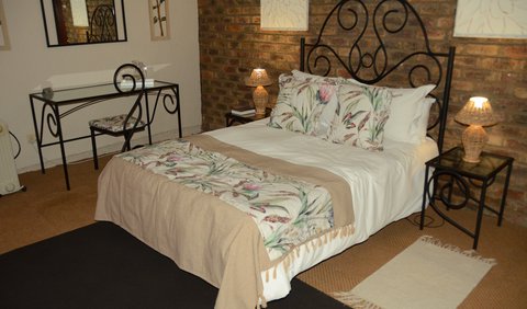 Hosane Room: Double bed