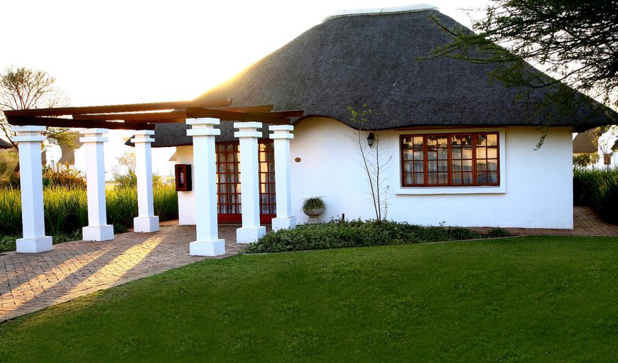 Junior Suites - These detached Junior suites offer a comfortable lounge area, a separate guest toilet, and en-suite bathroom Junior Suites - These detached Junior suites offer a comfortable lounge area, a separate guest toilet, and en-suite bathroom