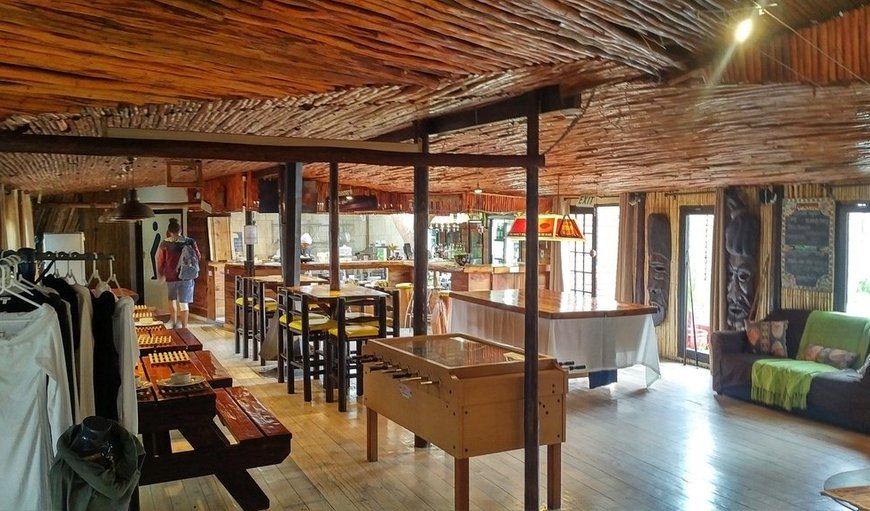 Centrally located restaurant and bar area leading out onto a partially covered bonfire and social area. Centrally located restaurant and bar area leading out onto a partially covered bonfire and social area.