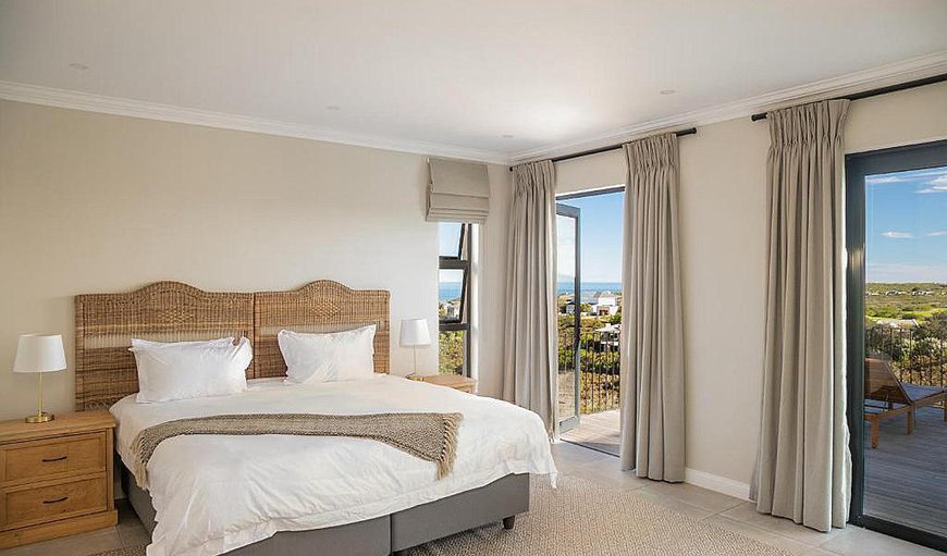 Pezula Luxury Golf Retreat FC4: Bedroom