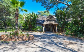 Mziki Safari Lodge image