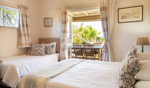 Deluxe Garden Room (Queen + Single): Garden Room with queen bed, single bed, dressing room and en suite bathroom.