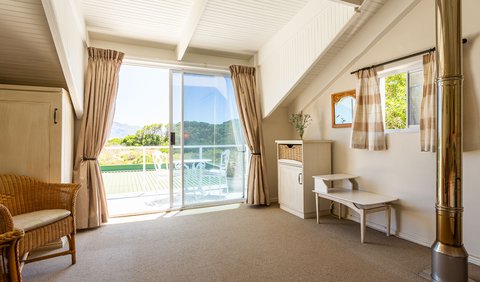 Balcony Sunrise Bedroom: Sunrise room, spacious and filled with sunlight.