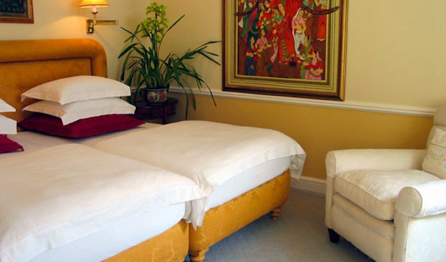 Executive Suite up to 4 Persons-Mogul: Executive Suite up to 4 Persons-Mogul
