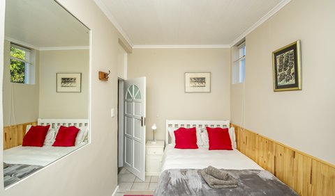 Cottage 1 - Budget Single Room  photo 59