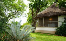 Kiaat Bungalows image