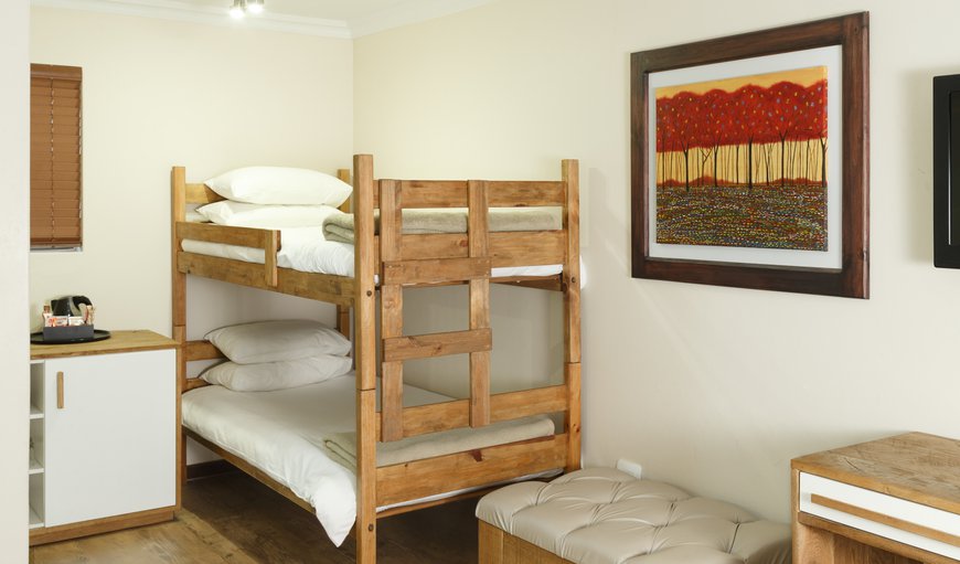 Family Room - Double bed & Bunk Bed photo 29