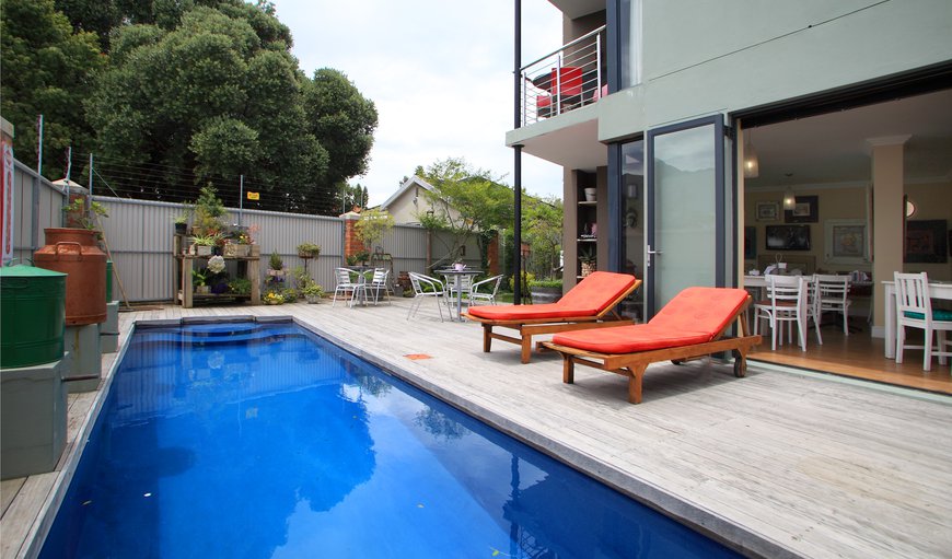 17onWellington Suites features a swimming pool
