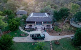 Baluleni Safari Lodge image