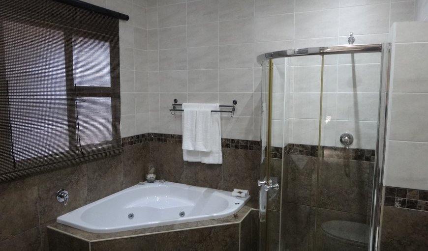 Bosbok Room: Bosbok Bathroom