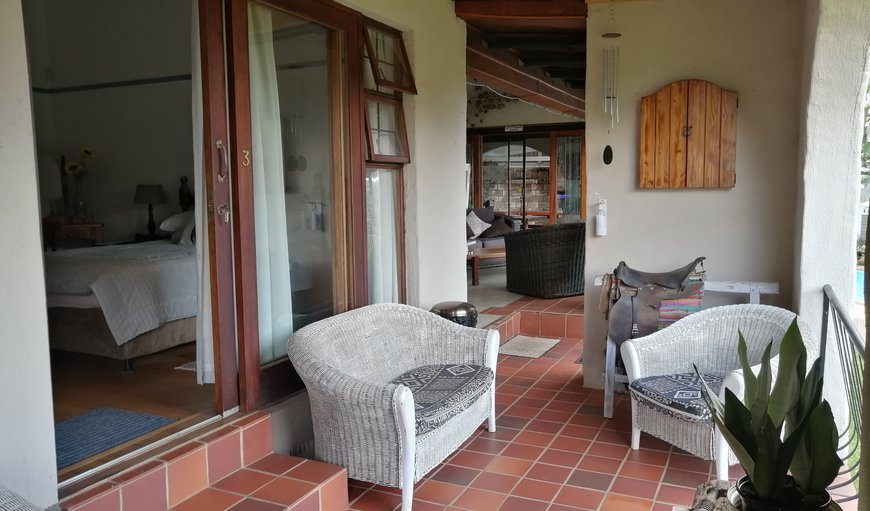 Hibiscus Veranda suite: Outdoor seating