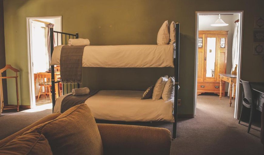 Coachhouse Family Suite photo 35