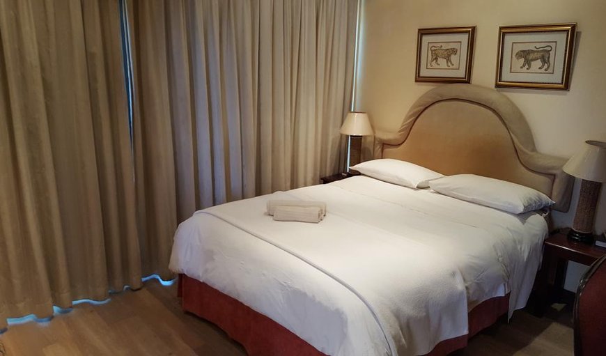 Room 1 - Luxury Suite x 1: Bedroom with a double bed