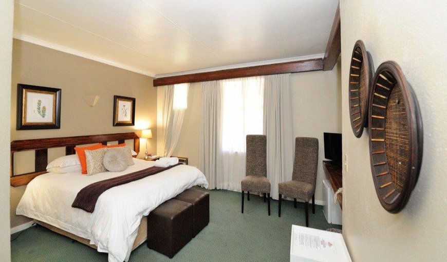 Double Rooms : 1x Double bed, Mini fridge, flat screen television with hotel bouquet channels, air-conditioned with on suite bathroom with shower. Coffee and tea station with room amenities