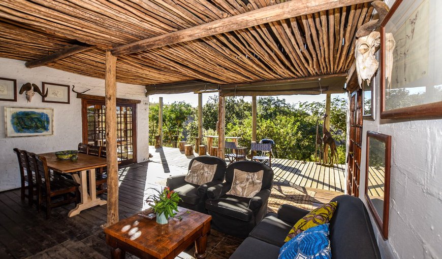 Cottage 1: Patio area with a lounge and dining area