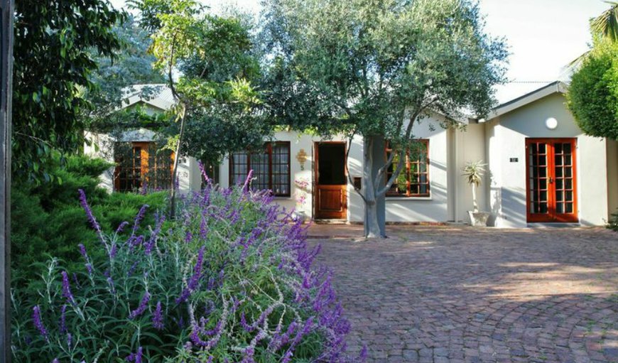 Welcome to 5 Konings Accommodation in Paarl, Western Cape, South Africa