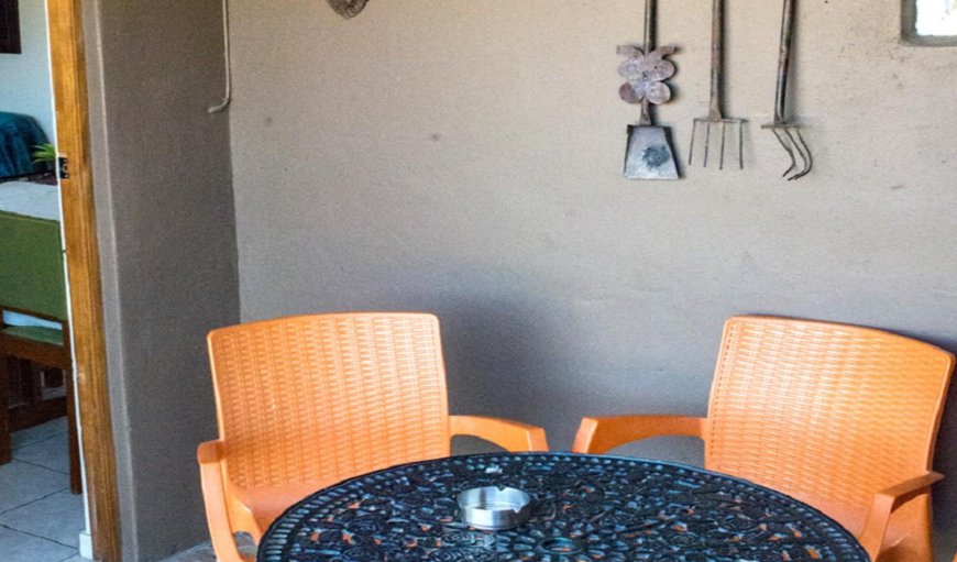 Piet My Vrou: Dining area on patio