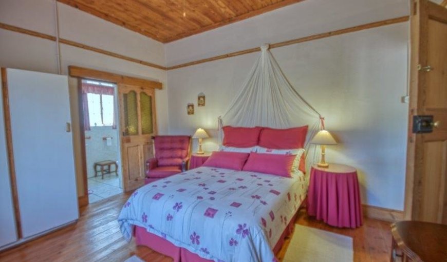 Double Room: Bedroom with a double bed