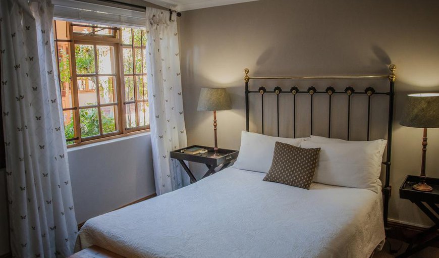 Double en-suite with bath & shower - These standard double rooms contain a TV with WiFi, coffee/tea making facilities and an en-suite bathroom. Double en-suite with bath & shower - These standard double rooms contain a TV with WiFi, coffee/tea making facilities and an en-suite bathroom.