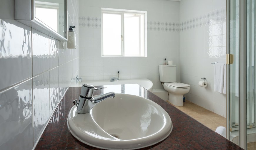 Standard Two-Bedroom Apartment: Bathroom