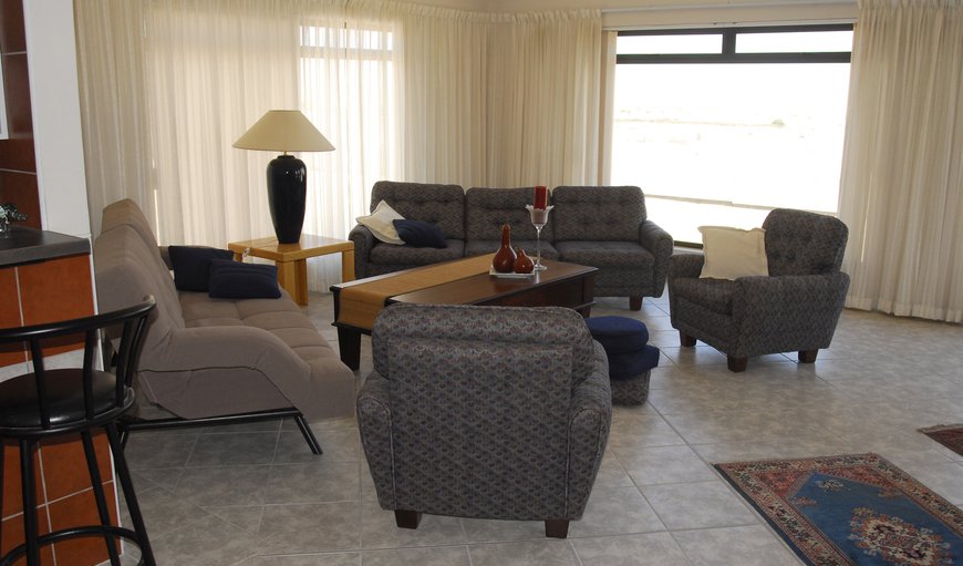 Chala-Kigi Dune View Apartment: Spacious Lounge