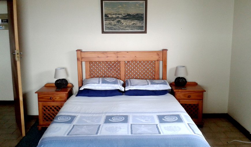 Hubbly Bubbly House: The main rooms has a double bed with en-suite
