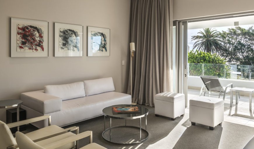 One Bed Luxury Suite: One Bedroom Luxury Suite - Lounge