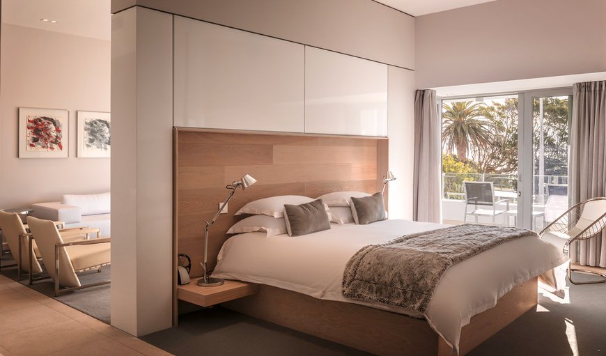 One Bed Luxury Suite: One Bedroom Luxury Suite - Bedroom
