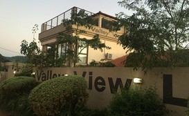 Valley View Lodge image