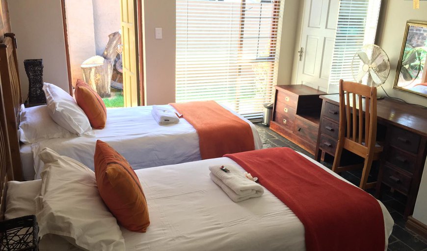 Double Room:2 single beds, Full bathroom: Double Room : 2 Single beds, Full Bathroom