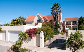 Aloe Manna Self-Catering image