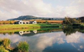 Under Oaks - The Vineyard Suites image