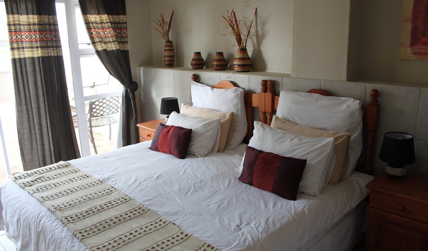 King Room: The King Room with King-sized bed and en-suite