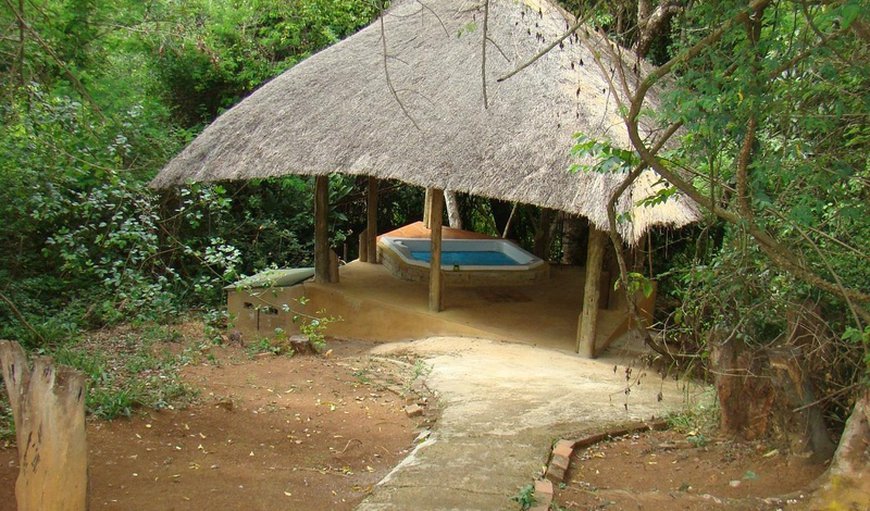 Log Cabin 1: Private Jacuzzi