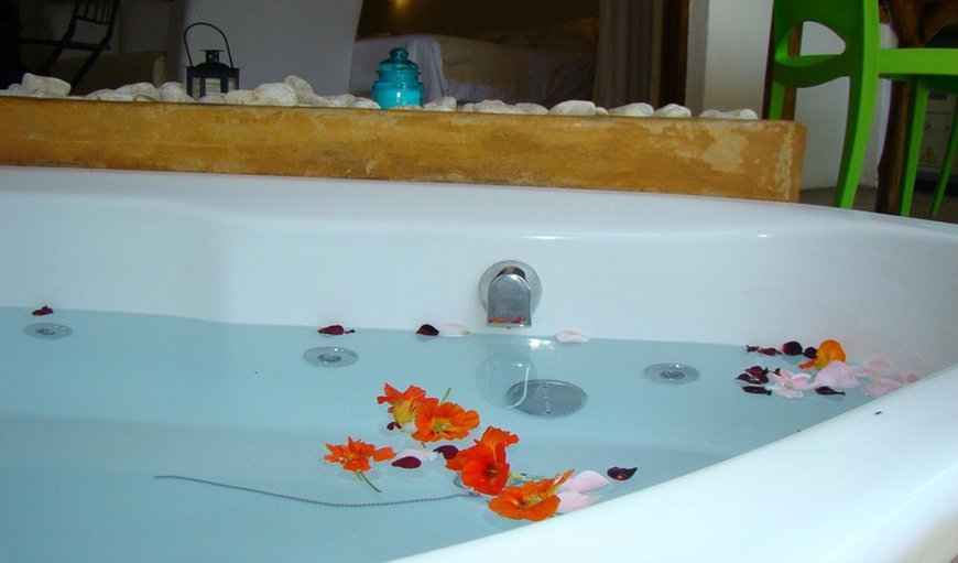 Luxury Suite 8: Spa bath comes standard with all our Mulberry Lane Suites