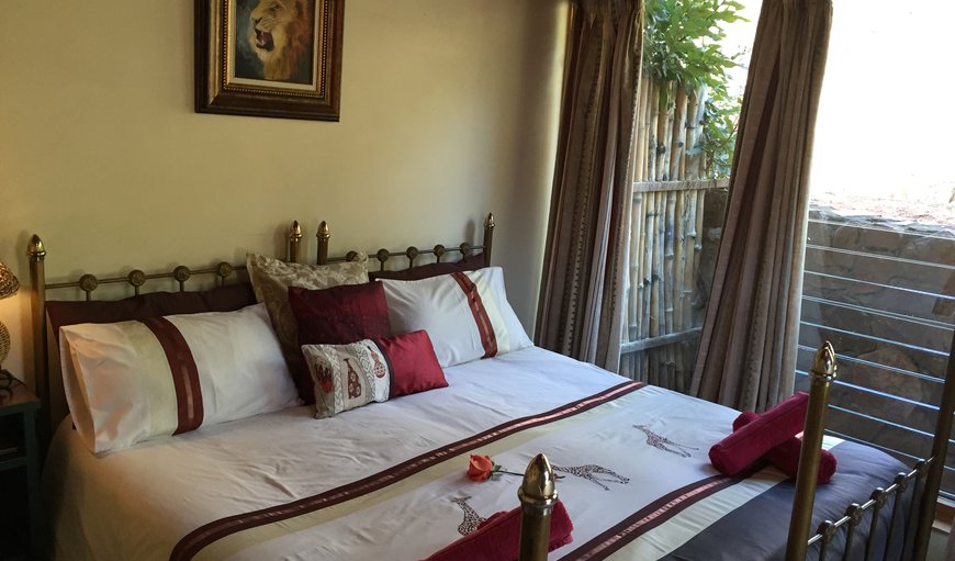 Lion Room: Lion Room - The room is furnished with a king size bed