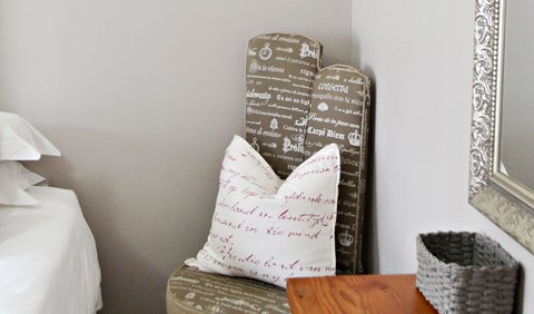 Room 2: Chair