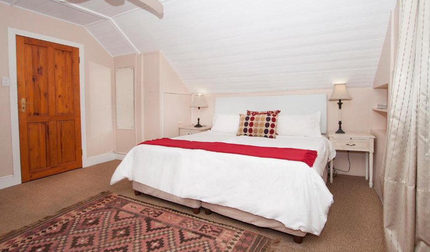 Upstairs Room: Upstairs Room - Bedroom with a king size bed (or 2 single beds)