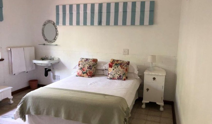 4 bedroom holiday home: Bedroom with a double bed