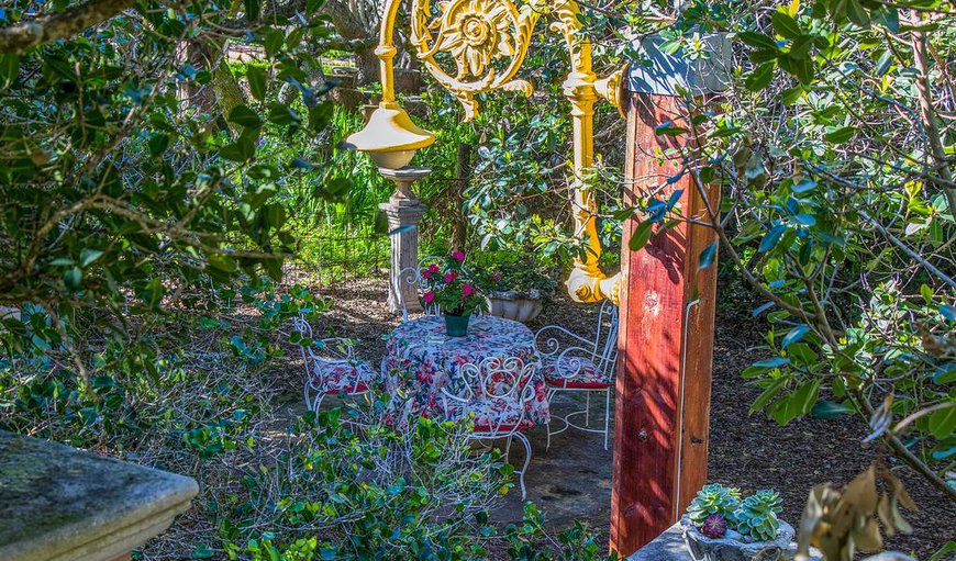 The Milkwood forest begins right outside the doors of "The Beach Villa" and stretches all the way to the lagoon leading to a private garden area overlooking Onrus Lagoon. The Milkwood forest begins right outside the doors of "The Beach Villa" and stretches all the way to the lagoon leading to a private garden area overlooking Onrus Lagoon.