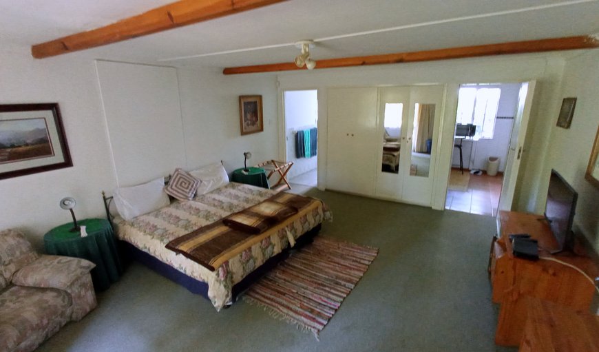 Lulworth Cove Suite: Bedroom