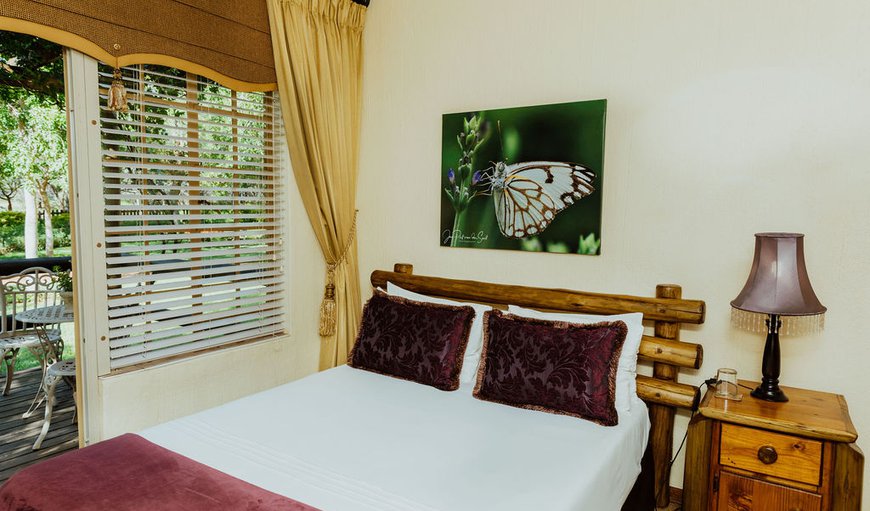 Tropical Boubou Room - This air conditioned room offers a double bed with an en-suite bathroom and a private entrance to the terrace Tropical Boubou Room - This air conditioned room offers a double bed with an en-suite bathroom and a private entrance to the terrace