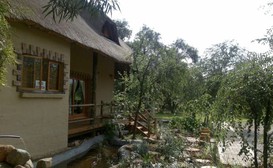 Amritz Private Lodge & B&B image