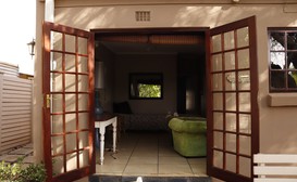 Pepper Tree Cottage image