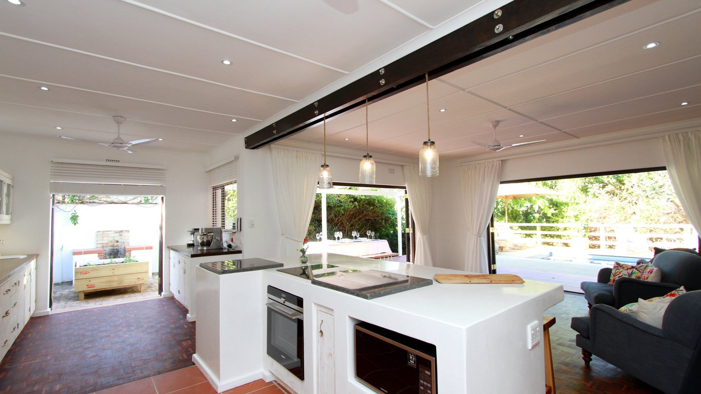 Long Story Guest House Cooks Kitchen In Plettenberg Bay Best