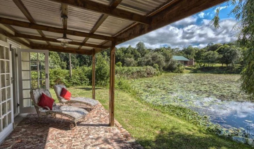Kingfisher Cottage: Kingfisher Cottage - Veranda