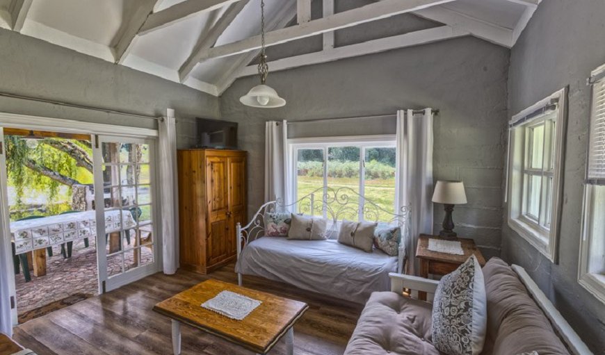 Kingfisher Cottage: Kingfisher Cottage - Lounge area
