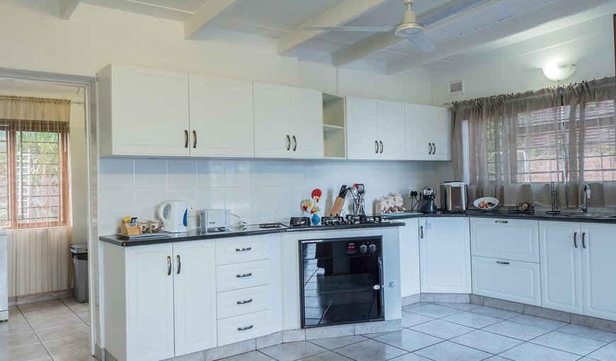 Ruby Sands Exclusive Holiday Home: Kitchen