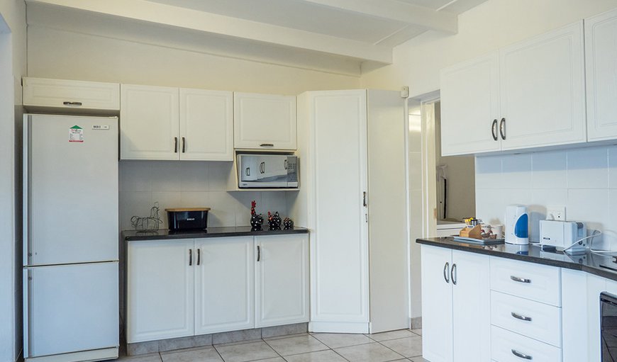 Ruby Sands Exclusive Holiday Home: Kitchen