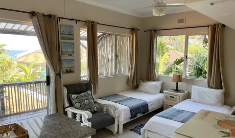 Ocean View Cottage (4 sleeper apt): Ocean View single beds